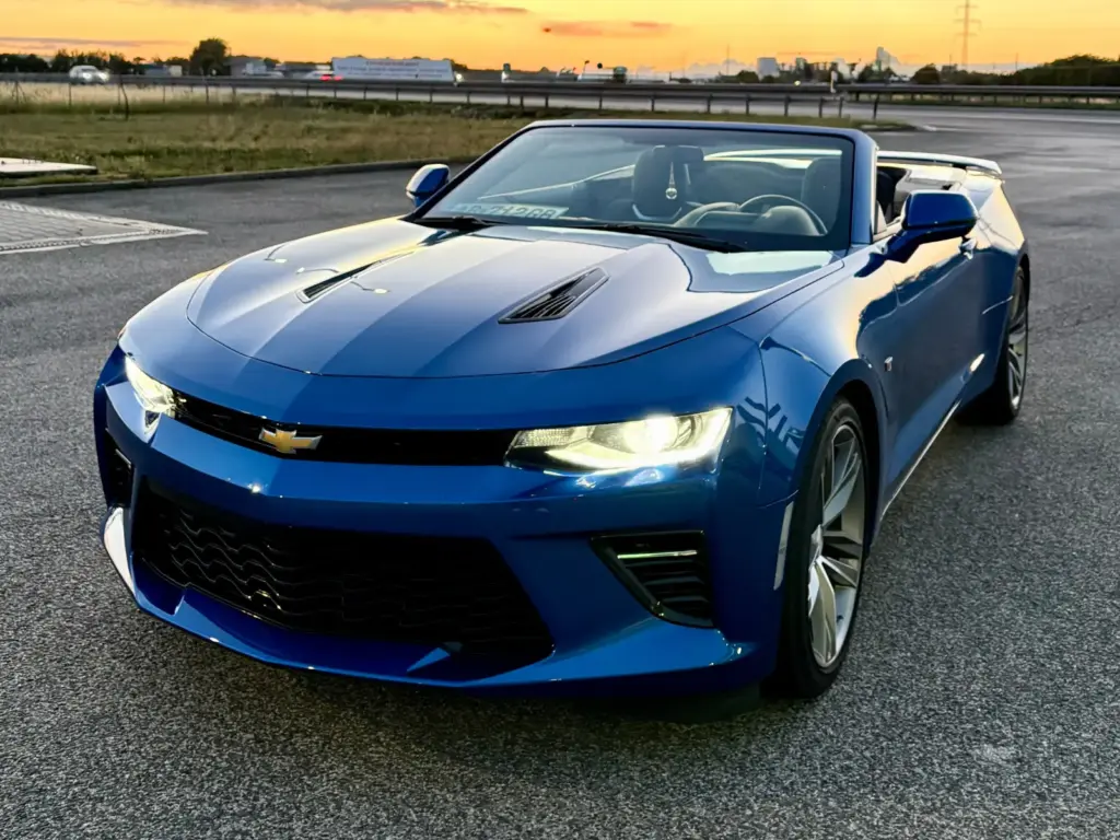 Chevrolet Camaro SS Cabrio V8 — prenájom a zážitková jazda | LuxMotion.sk