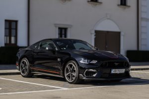 Ford Mustang Mach 1 — svadobné auto LuxMotion